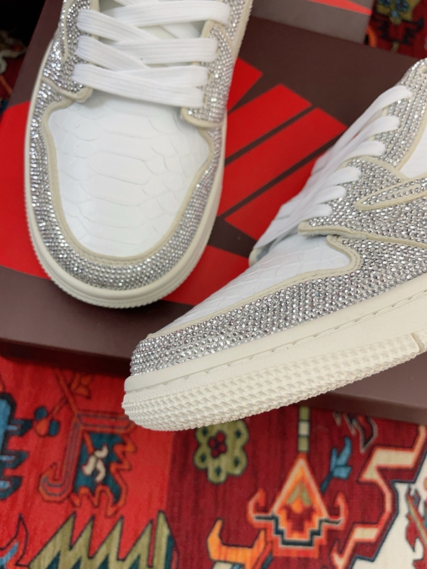 ナイキ靴内部構造